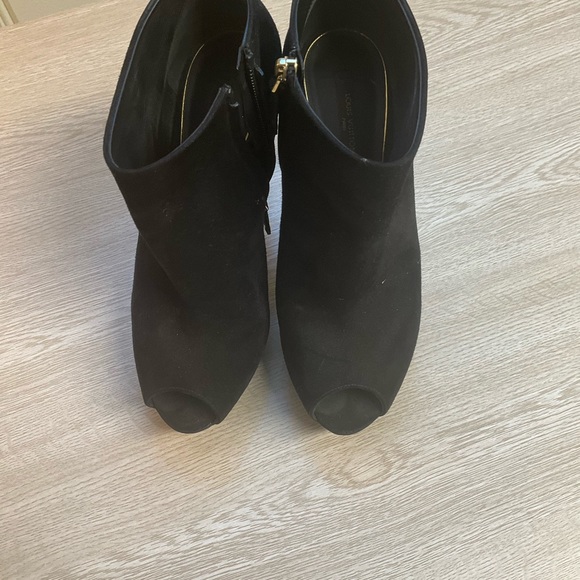 Vintage Louis Vuitton Suede Peep Toe pumps - Picture 6 of 8